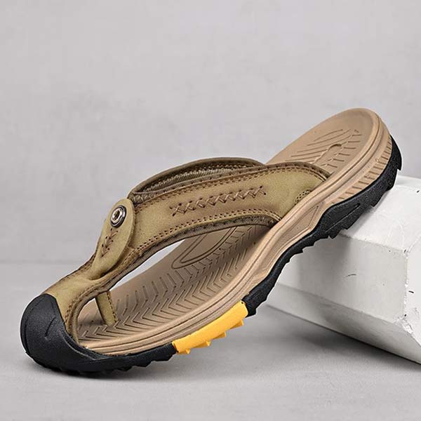 Men's Protective Toe Slip-On Flip-Flops | Vintage Leather Upper | Anti-Collision Toe Cap | Durable Rubber Outsole | Non-Slip Sole | Beach Vacation Essentials