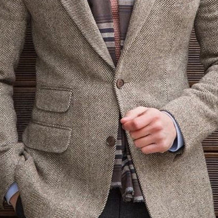 Vintage Herringbone Blazer | Lapel Multi-Pocket | Single-Breasted | Timeless Style | Classic Lapel Design | Versatile Fit | Fashionable Outerwear