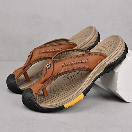 Men's Protective Toe Slip-On Flip-Flops | Vintage Leather Upper | Anti-Collision Toe Cap | Durable Rubber Outsole | Non-Slip Sole | Beach Vacation Essentials