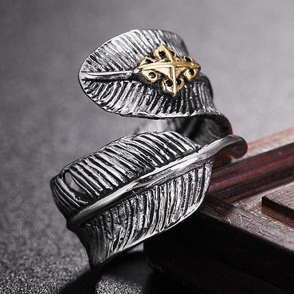 Vintage Feather Jewelry Ring | Boho Style Feather Accessory | Adjustable Feather Ring for Women | Unique Feather Design | Rustic Bohemian Ring | Artisan Crafted Women's Ring