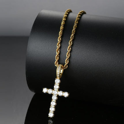 Vintage Cross Necklace | Casual Style | Unisex Jewelry | Pendant Necklace | Fashion Accessory | Retro Design
