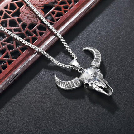 Vintage Western Bull Head Pendant Necklace | Boho Statement Jewelry | Unisex Accessory | Cow Skull Design | 76052242TO